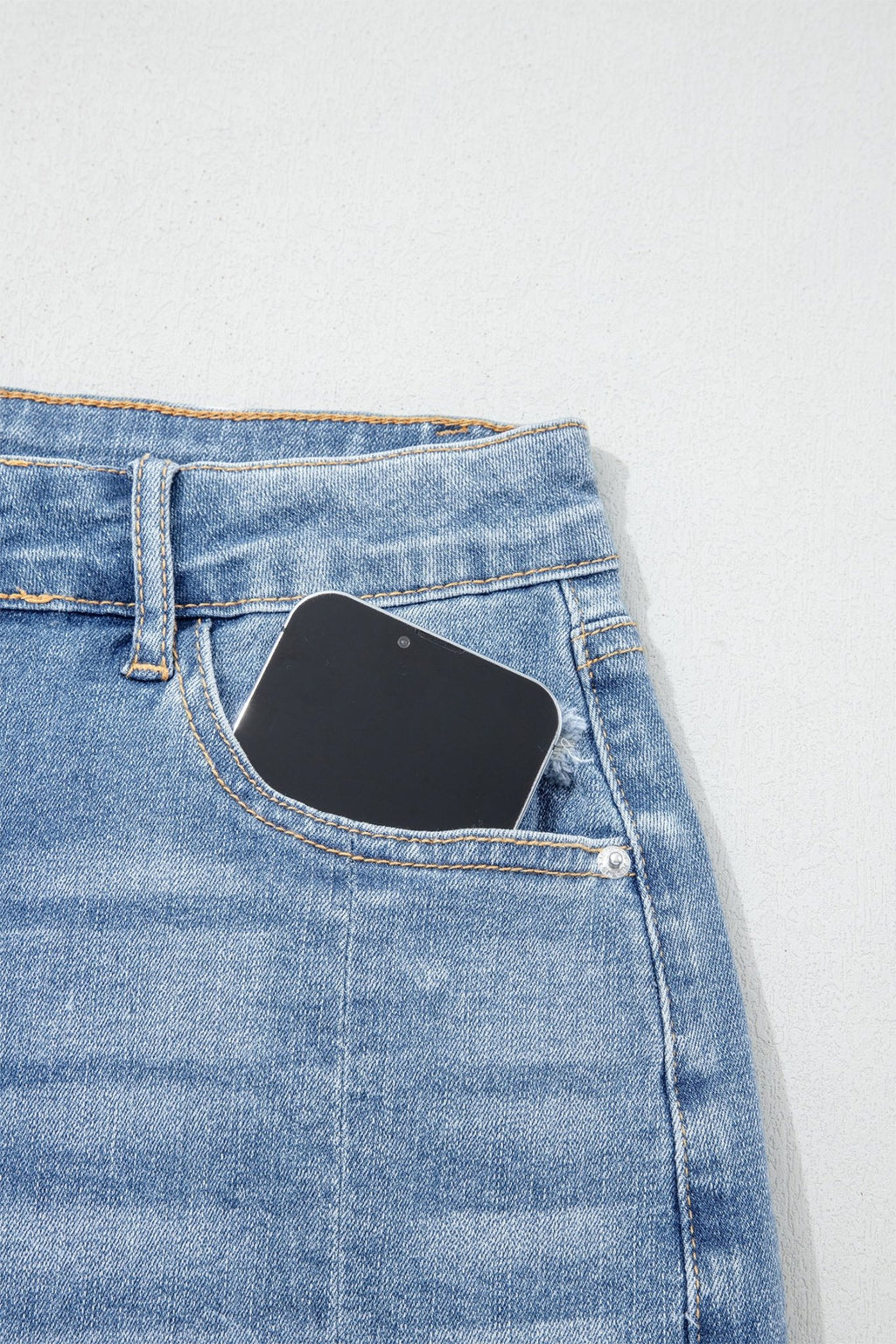 Beau Blue Acid Wash Raw Hem Denim Shorts - Raelynns&Co