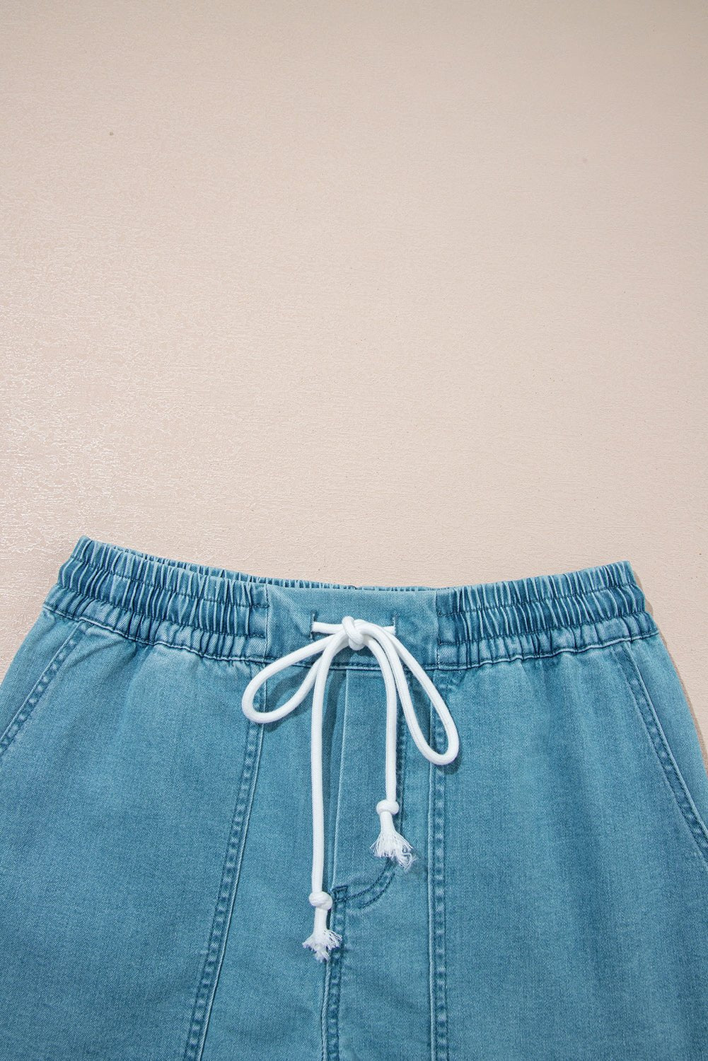 Beau Blue Contrast Drawstring Elastic Waistband Denim Shorts - Raelynns&Co