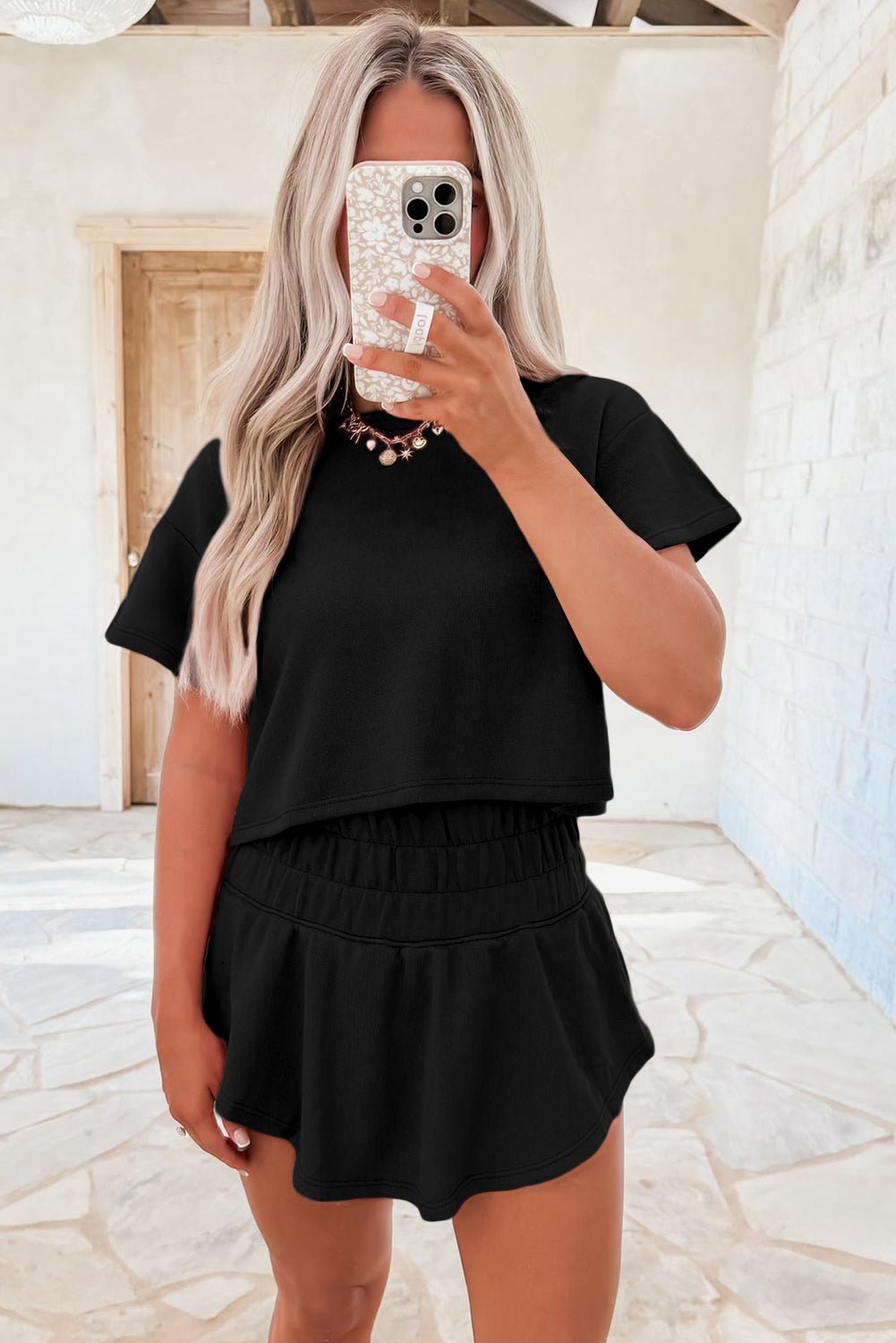Black 2pcs Cropped Tee and Ruffle High Waist Skort Set - Raelynns&Co