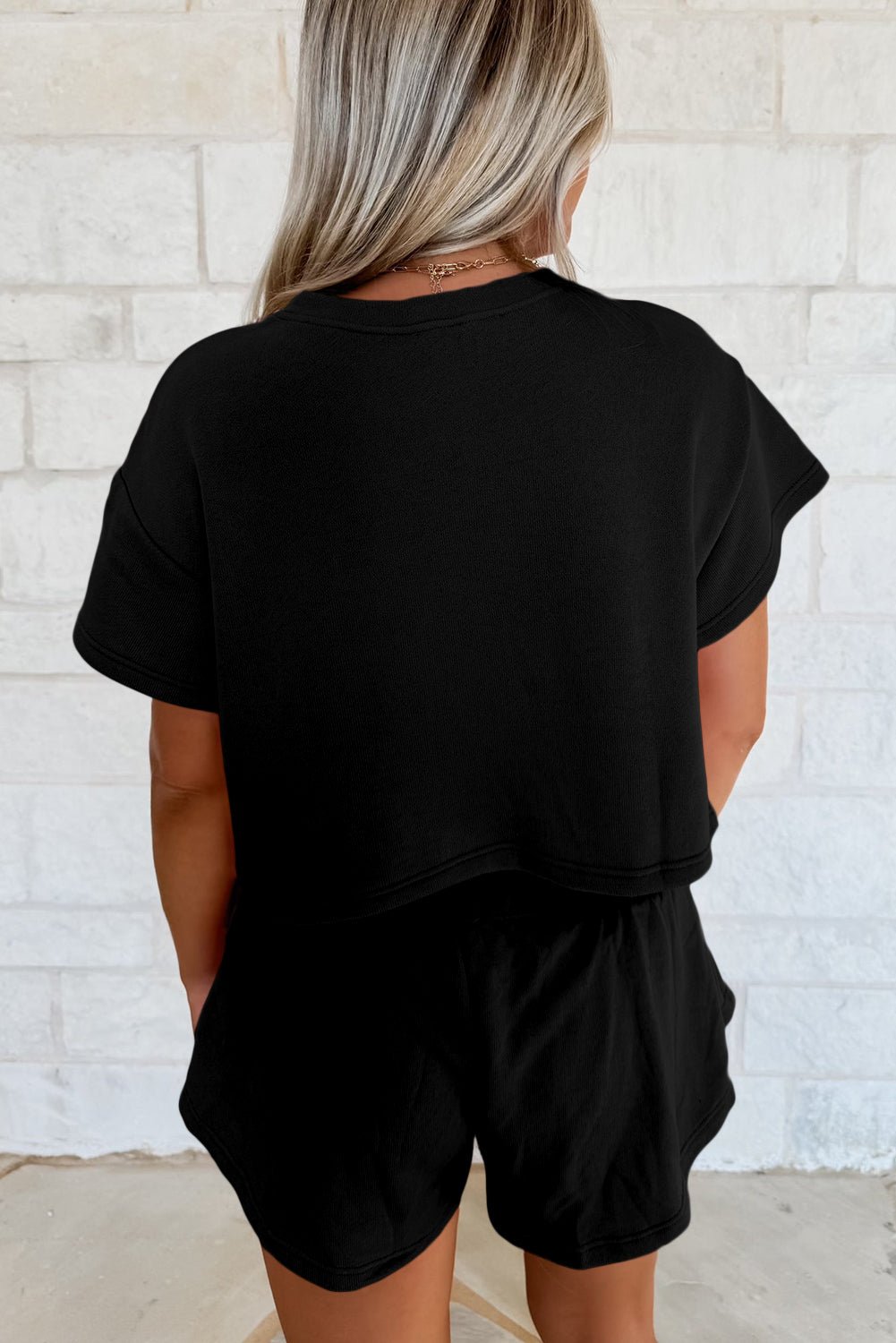 Black 2pcs Cropped Tee and Ruffle High Waist Skort Set - Raelynns&Co