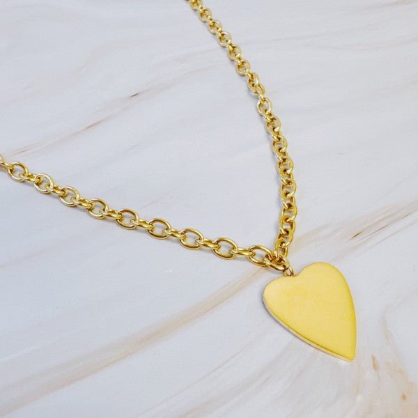 Lovely Big Heart Chain Necklace - RaeLynns Boutique