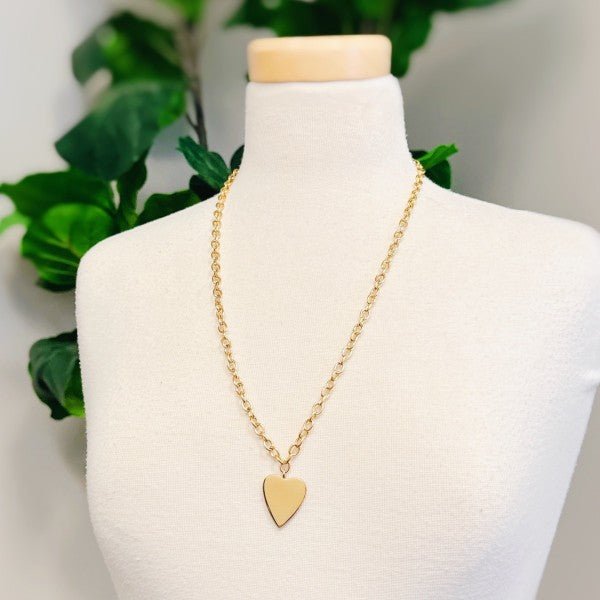 Lovely Big Heart Chain Necklace - RaeLynns Boutique