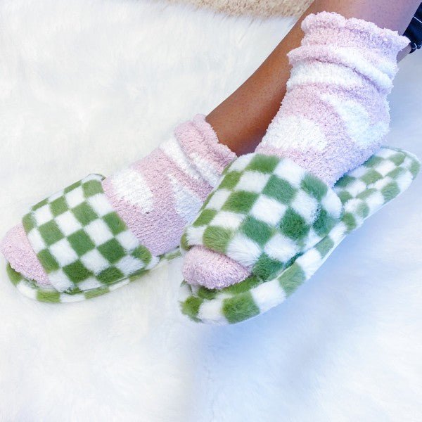 Luxe Lounge Checker Cozy Slippers - RaeLynns Boutique