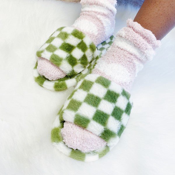 Luxe Lounge Checker Cozy Slippers - RaeLynns Boutique