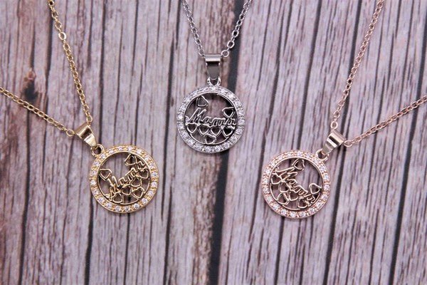 Mama Pendant Necklace Set - RaeLynns Boutique