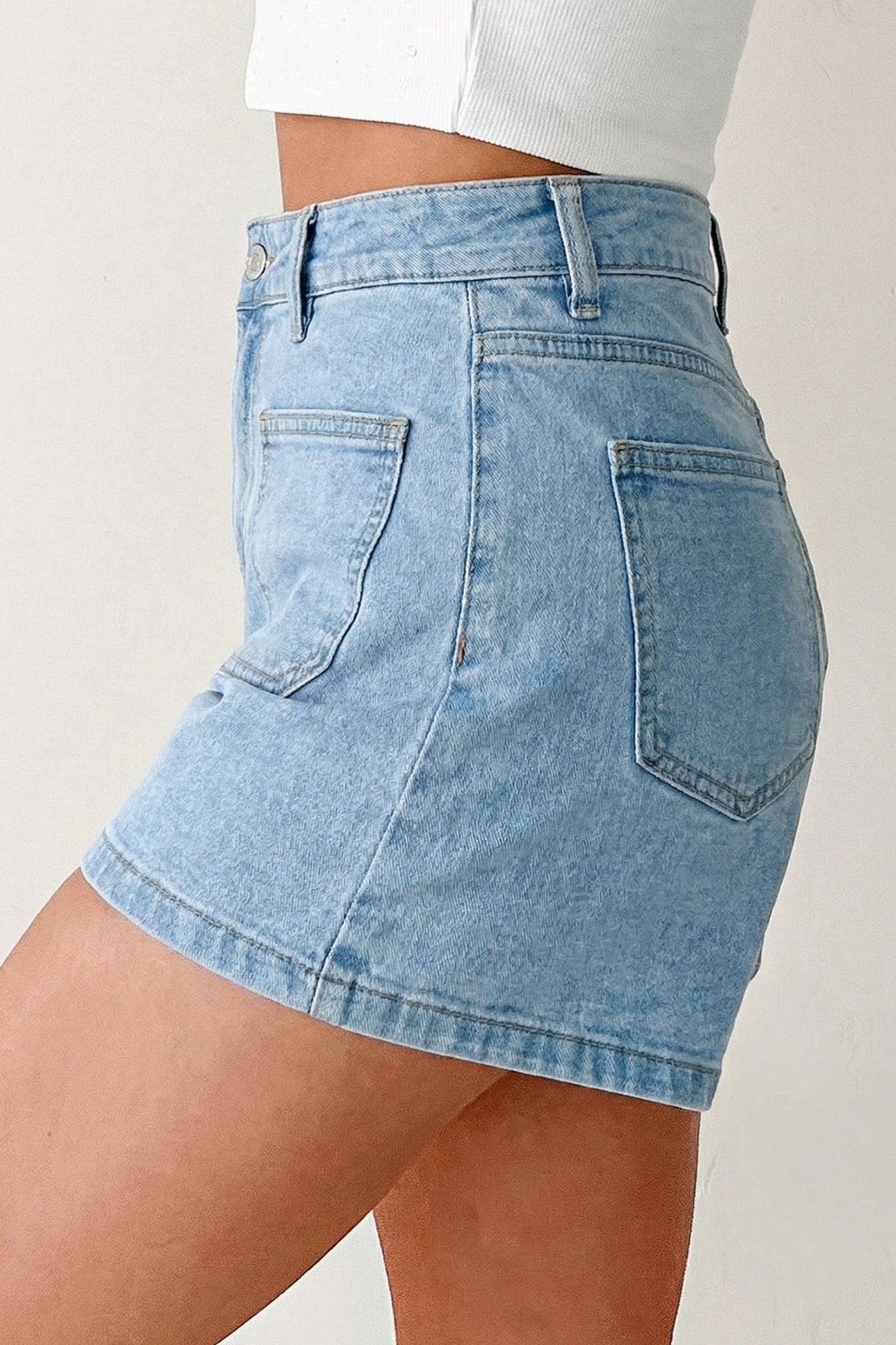 Myosotis High Rise Patch Pocket Denim Shorts - Raelynns&Co