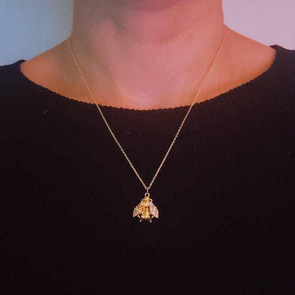 Timeless Vintage Bee Pendant Necklace - RaeLynns Boutique