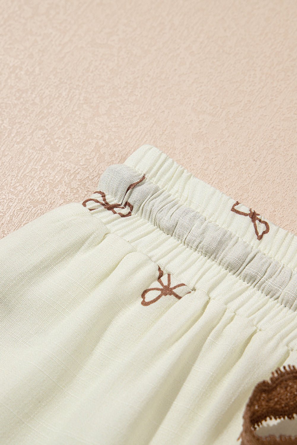 White Bow Print Lace Drawstring Elastic Waistband Casual Shorts - Raelynns&Co