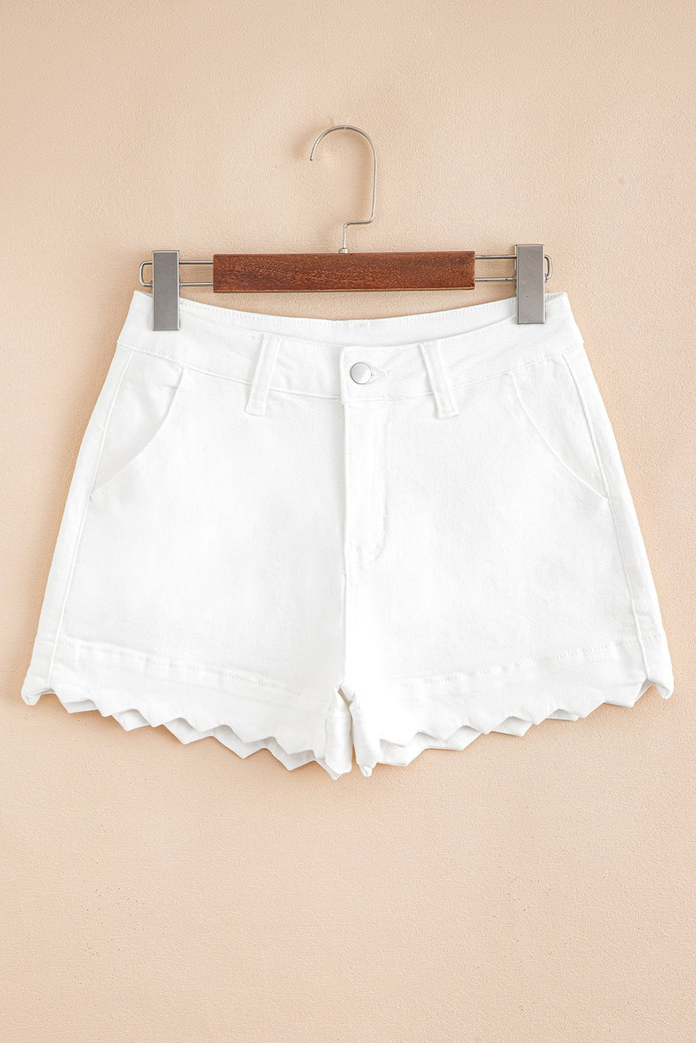 White Scalloped Hemline Acid Wash High Waist Denim Shorts - Raelynns&Co