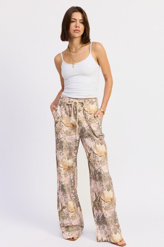 WOODLAND CAMO SWEATPANTS - RaeLynns Boutique