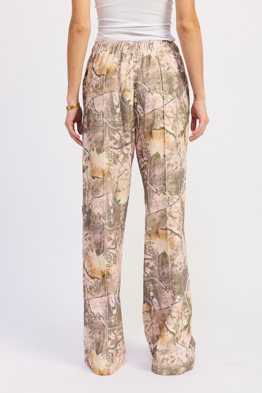 WOODLAND CAMO SWEATPANTS - RaeLynns Boutique